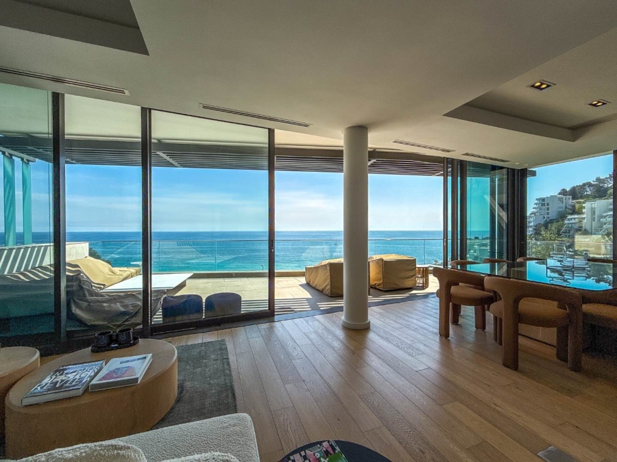 5 Bedroom Property for Sale in Clifton Western Cape